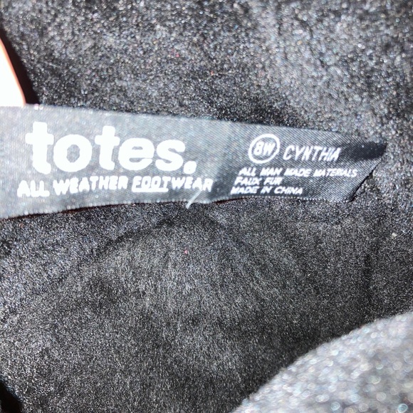 Totes black winter boots - Picture 7 of 7